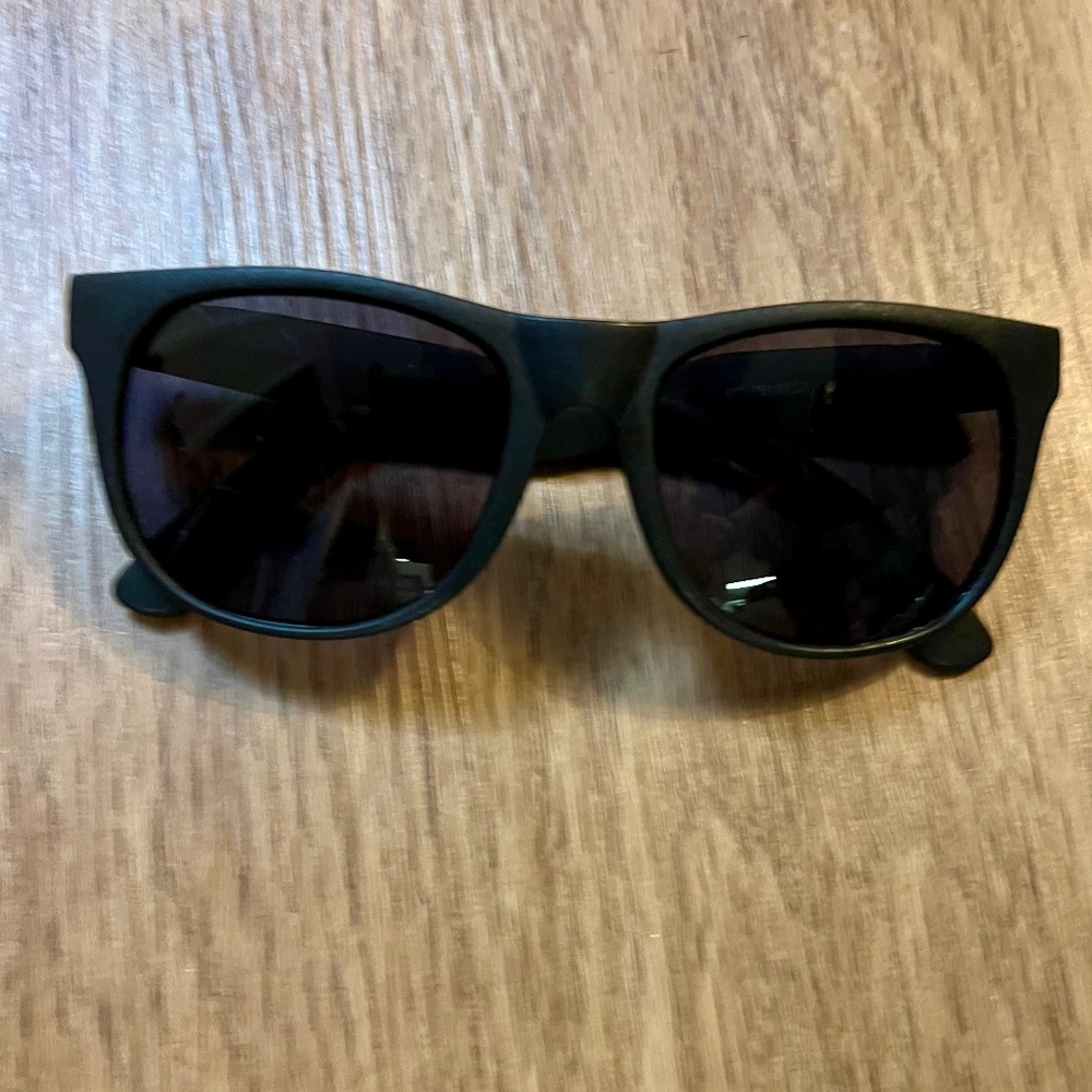 black trillium sunglasses